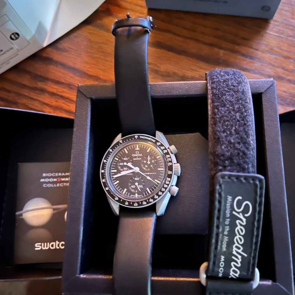 Omega Speedmaster Black and Silver Men's Watch